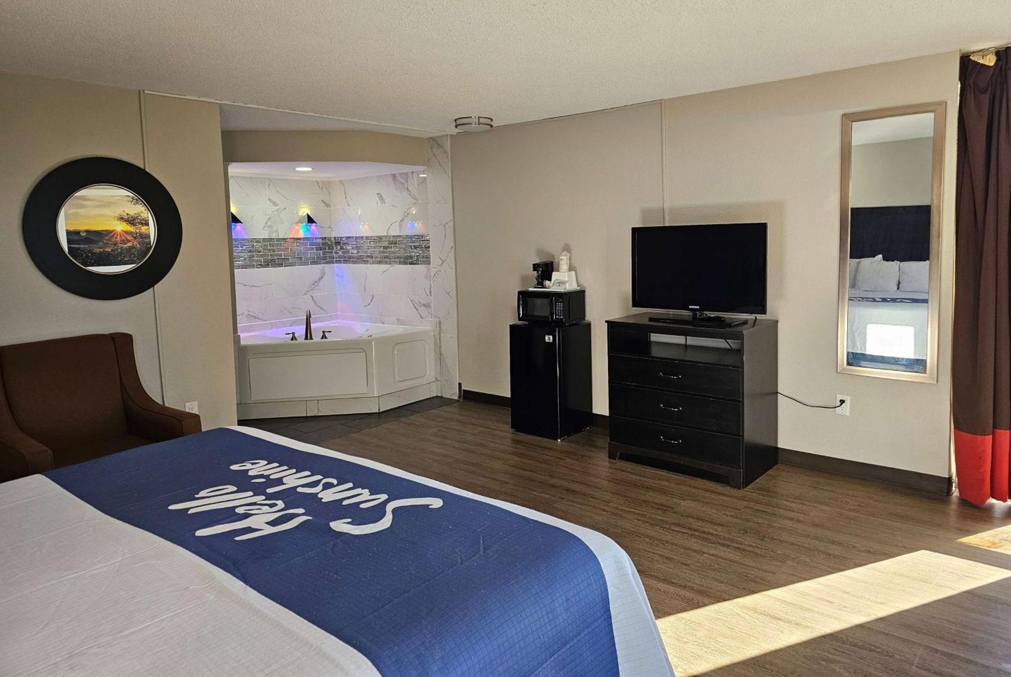 Days Inn By Wyndham Easley West Of Greenville/Clemson Area Luaran gambar